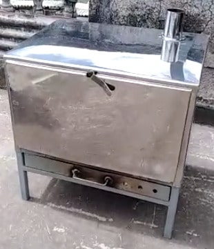 Horno metálico artesanal Sangolquí